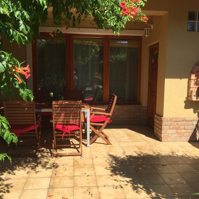 Lux Apartman Villa Hajduszoboszlo Exterior foto